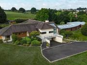 Solesmes 72300 Achat / Vente maison 16 pièces t16 piscine