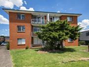 SOLID AND REFRESHED 2 BED UNIT OPEN TO VIEW SAT...