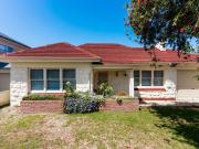 Auction 17th Dec In room 5.30pm usp