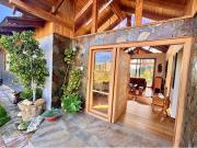 Sólida y moderna en condominio Viña Sto Domingo