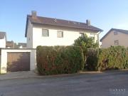 Solide Doppelhaushälfte mit großem Potenzial