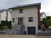 Solides Einfamilienhaus in ruhiger Sackgasse im Zentrum... Solides Einfamilienhaus in ruhiger Sackgasse im Zentrum...