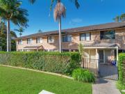 Solidly Built Oversized Townhouse Just 500m from the Beach