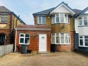 Somerset Avenue, Luton LU2, 4 bed semi detached house to...
