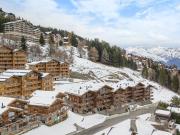 Sompteux appartements ski in ski out avec vue...