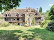 Somptueuse demeure du XVI ème siècle à Saint Yon !