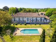 SOMPTUEUSE PROPRIÉTÉ XVIII° 30 HA PISCINE DÉPENDANCES