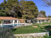 SOMPTUEUSE VILLA DE PLAIN PIED VUE MER