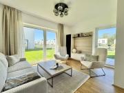 SONNENWEIHER HOCHWERTIGES DOPPELHAUS AM SEE + GARTEN