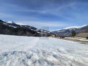 SONNIG UND RUHIG GELEGEN