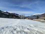 SONNIG UND RUHIG GELEGEN