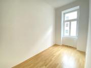 Sonnige 3 Zimmer Altbauwohnung mit kleinem Balkon...