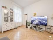 Sonnige 2 Zimmer Wohnung im sanierten Altbau 2019 | Nähe...