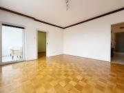 Sonnige 2 Zimmer Wohnung mit Loggia und Garage