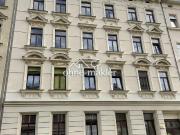 Sonnige 2ZKB Altbau Wohnung im Denkmal mit Stuck und...