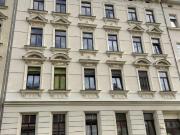 Sonnige 2ZKB Altbau Wohnung im Denkmal mit Stuck und...