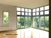 Sonnige 3 Zimmer im Dachgeschoß im saniertem Altbau?