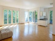 Sonnige 3 Zimmer Wohnung mit Loggia im Humboldt Palais
