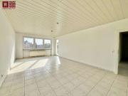 Sonnige 3 Zimmer Wohnung mit zwei Balkonen, Aufzug &...