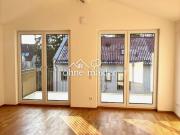 Sonnige 4 Zi DG Wohnung+Büro/ Hobbyraum,2 Bäder, Wohnk....