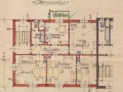 Sonnige 4 Zimmer Altbau Wohnung mit Südbalkon im...