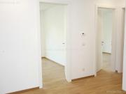 sonnige 4 Zimmer Balkonwohnung / Allgemeingarten befristet