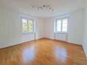 Sonnige 4 Zimmer Wohnung mitten im Herz Jesu Viertel zu... Sonnige 4 Zimmer Wohnung mitten im Herz Jesu Viertel zu...