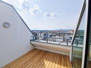 Sonnige Dachgeschoß Wohnung mit Terrasse in Bestlage des...