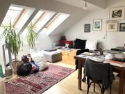 Sonnige Dachgeschosswohnung in sehr guter Lage: 2 Zimmer...