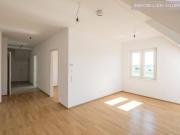 Sonnige Dachgeschosswohnung mit großem Balkon +...