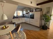 Sonnige Dachgeschosswohnung zu verkaufen, 3 Zimmer