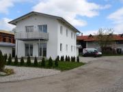 Sonnige Erdgeschosswohnung mit Garten und Terrasse in...