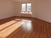 Sonnige, großzügige 2 Zimmer Neubauwohnung zwischen...