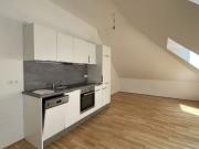 Sonnige, helle 2 Zimmer Wohnung, Nahe Zentrum und...