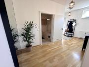 Sonnige, modern möblierte 2 Zimmer Wohnung in ruhiger...