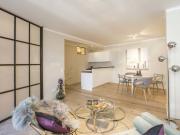 Sonnige Neubauwohnung im Palais Rohan