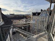 Sonnige ruhige 3 Zimmer Wohnung mit Balkon