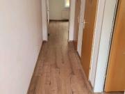 Sonnige & sanierte 2 Zimmer Wohnung mit Terrasse &... Sonnige & sanierte 2 Zimmer Wohnung mit Terrasse &...