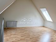 Sonnige, teilmöblierte Wohnung auf 2 Ebenen
