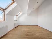 Sonnige Terrassenwohnung im hofseitigen Dachgeschoß!