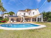 Sonnige Villa mit herrlichem Garten und Pool in Santa...