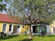 SONNIGE WOHLFÜHLOASE MIT POOL UND EIGENER GÄSTE EINHEIT