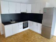 Ruhiger 2 ZIMMER NEUBAU + neuwertige Einbauküche +...