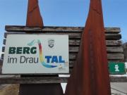 Sonniger Baugrund mit Ausblick