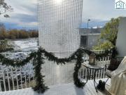 Sonniger Südbalkon mit Ausblick