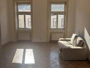 Sonniges Altbauarpartment 32 m² in Toplage 1090 Wien !