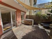 Sonniges Gartenjuwel: Helle Zimmer mit Terrassenzugang!