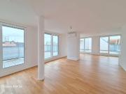 Sonniges Penthouse mit Terrassen & Pool