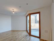 Sonnwendviertel: 1 Zimmer Wohnung mit Balkon im 10. OG –...