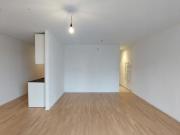 Sonnwendviertel: 1 Zimmer Wohnung mit Balkon im 17. OG...